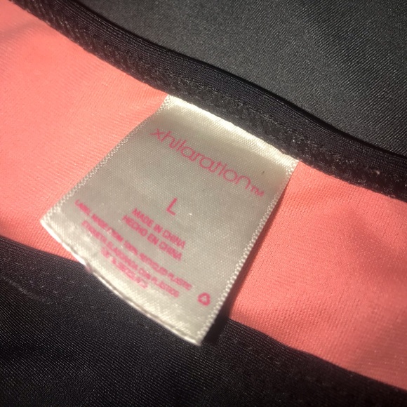 2 bathing suits - Picture 4 of 5